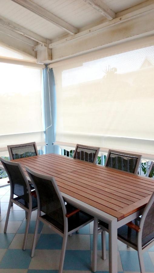 A Francois Vue Sur 90 M² Piscine Partagee *